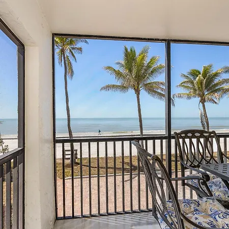 Seaside 101: Beachfront 2Br/2Ba Condo With Pool, Steps To Beach